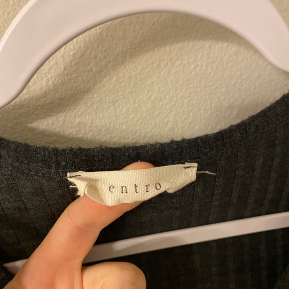 Grey Entro dress - Picture 2 of 3